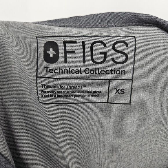 FIGS Scrub Top Mens XS Leon Heather Graphite Three Pocket Technical Uniforms - Picture 9 of 10